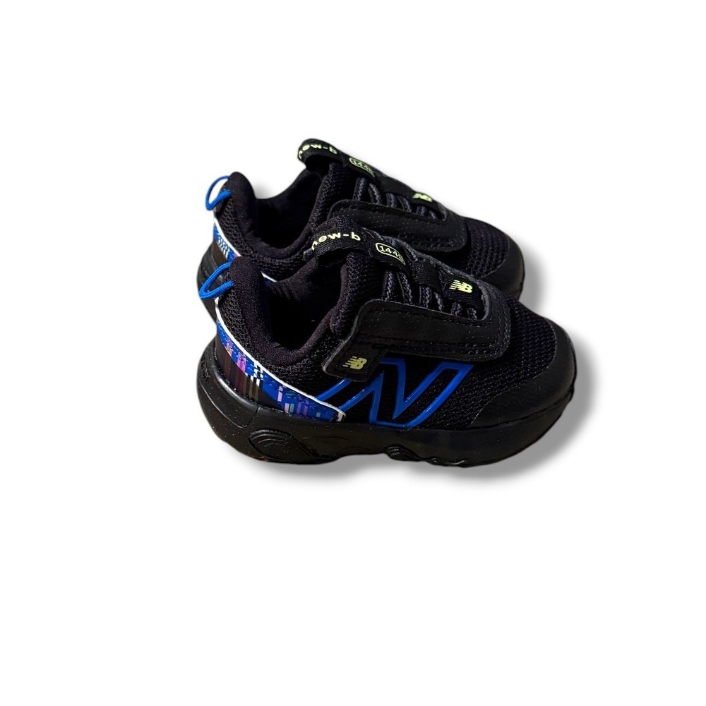 New Balance New-B 1440 Infant Sneakers Size 2 Black Blue Hook Loop NEW
